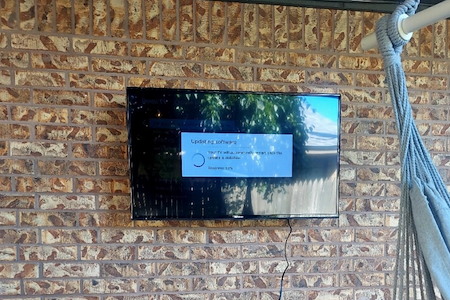 Choosing the Right TV Wall Mount for Your Space in Oklahoma City