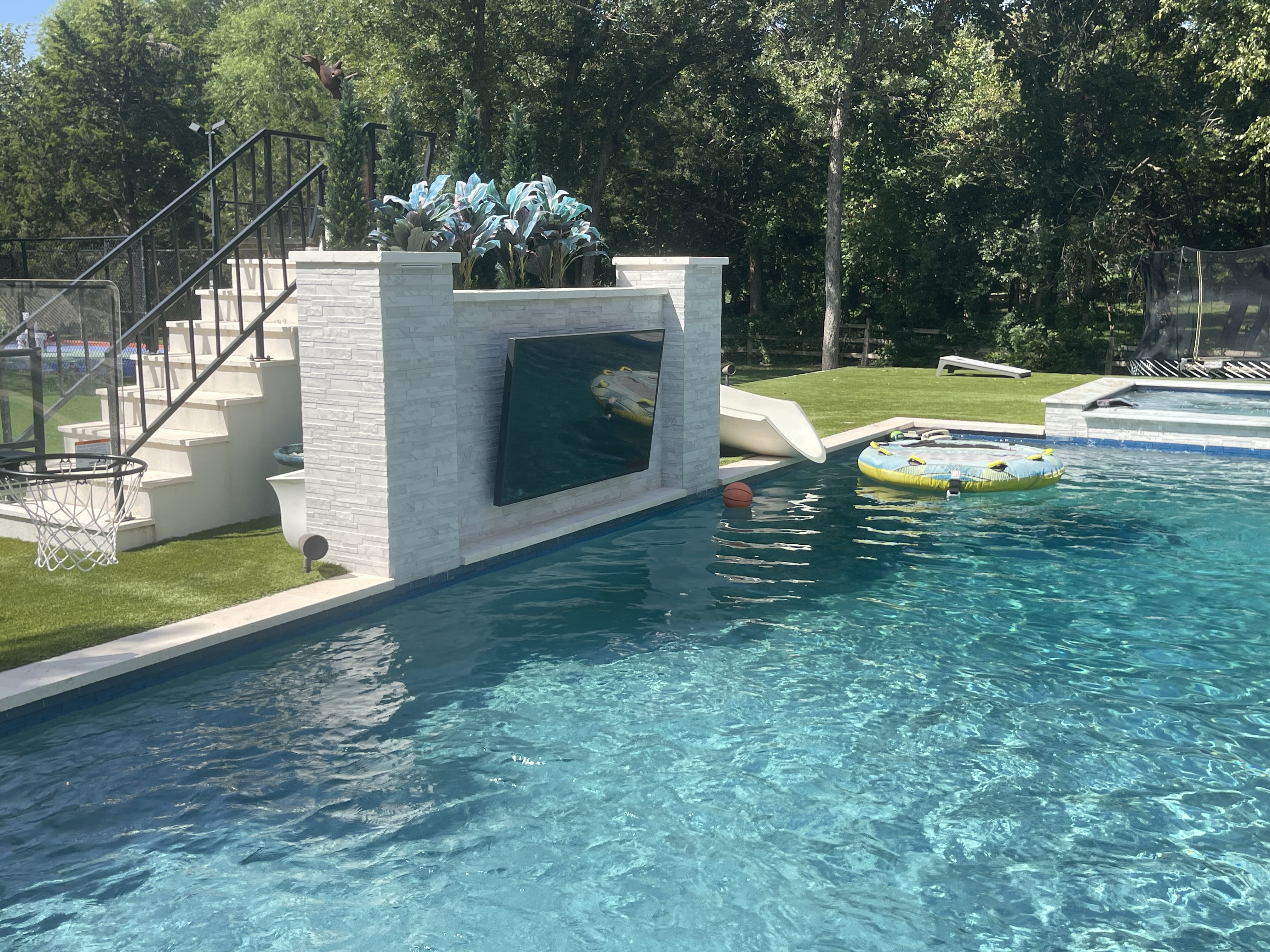 Doms TV Mounting: Taking Outdoor Fun Up a Notch with Patio TV Mount Installations in Oklahoma City, Oklahoma